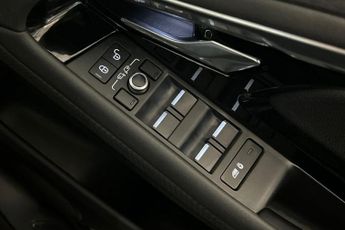 LAND ROVER RANGE ROVER EVOQUE 2.0 P200 MHEV R-Dynamic S SUV 5dr Petrol Auto 4WD Euro 6 (s/s) (
