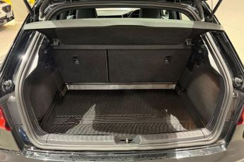 AUDI A1 1.0 TFSI 30 S line Sportback 5dr Petrol S Tronic Euro 6 (s/s) (1