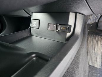 HONDA CIVIC AUTOMATIC 1.0 VTEC Turbo SE Hatchback 5dr Petrol CVT Euro 6 (s/s