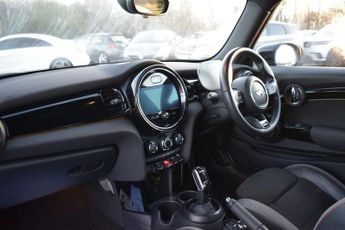 MINI HATCH 1.5 Cooper Sport Hatchback 3dr Petrol Steptronic Euro 6 (s/s) (1