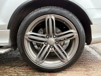 AUDI Q7 3.0 TDI V6 S line Plus SUV 5dr Diesel Tiptronic quattro Euro 5 (