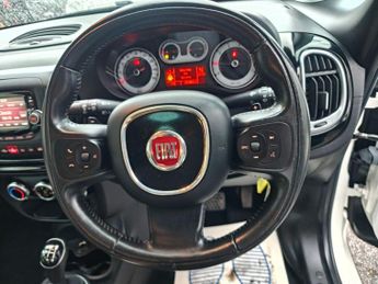 FIAT 500L 1.3 MultiJet Trekking MPV 5dr Diesel Dualogic Euro 5 (s/s) (85 b