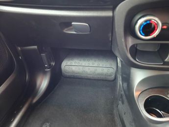 FIAT 500L 1.3 MultiJet Trekking MPV 5dr Diesel Dualogic Euro 5 (s/s) (85 b