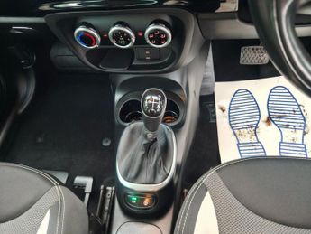 FIAT 500L 1.3 MultiJet Trekking MPV 5dr Diesel Dualogic Euro 5 (s/s) (85 b