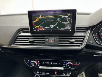 AUDI Q5 2.0 TFSI S line SUV 5dr Petrol S Tronic quattro Euro 6 (s/s) (25