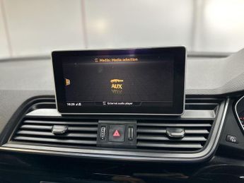 AUDI Q5 2.0 TFSI S line SUV 5dr Petrol S Tronic quattro Euro 6 (s/s) (25