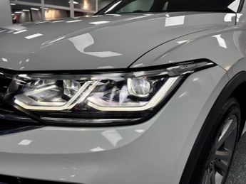 VOLKSWAGEN TIGUAN 1.5 TSI R-Line Edition SUV 5dr Petrol DSG Euro 6 (s/s) (150 ps)