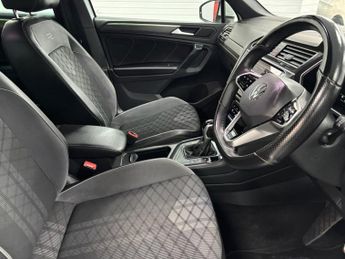 VOLKSWAGEN TIGUAN 1.5 TSI R-Line Edition SUV 5dr Petrol DSG Euro 6 (s/s) (150 ps)