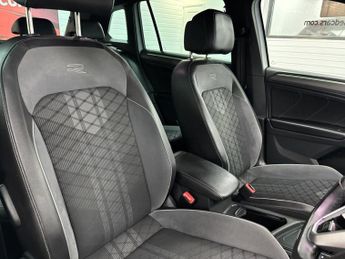 VOLKSWAGEN TIGUAN 1.5 TSI R-Line Edition SUV 5dr Petrol DSG Euro 6 (s/s) (150 ps)