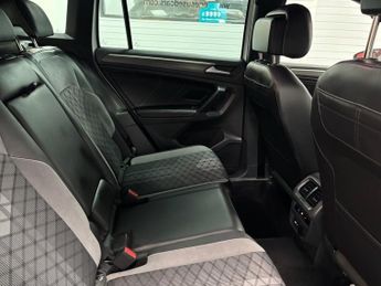 VOLKSWAGEN TIGUAN 1.5 TSI R-Line Edition SUV 5dr Petrol DSG Euro 6 (s/s) (150 ps)