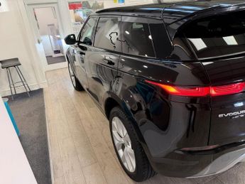 LAND ROVER RANGE ROVER EVOQUE 2.0 D150 SE SUV 5dr Diesel Auto 4WD Euro 6 (s/s) (150 ps)