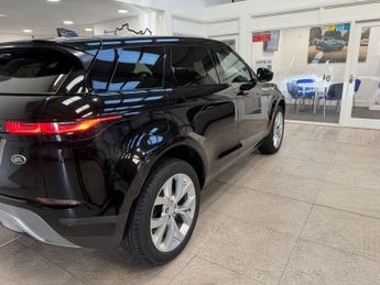 LAND ROVER RANGE ROVER EVOQUE 2.0 D150 SE SUV 5dr Diesel Auto 4WD Euro 6 (s/s) (150 ps)