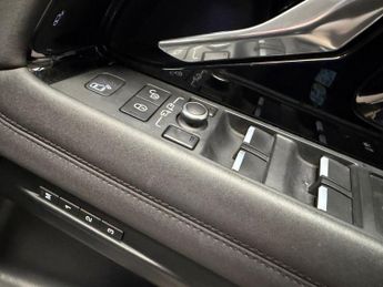 LAND ROVER RANGE ROVER EVOQUE 2.0 D150 SE SUV 5dr Diesel Auto 4WD Euro 6 (s/s) (150 ps)