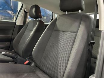 VOLKSWAGEN POLO 1.0 TSI SE Hatchback 5dr Petrol DSG Euro 6 (s/s) (95 ps)