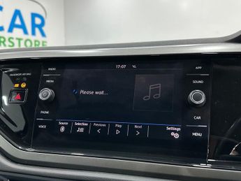 VOLKSWAGEN POLO 1.0 TSI SE Hatchback 5dr Petrol DSG Euro 6 (s/s) (95 ps)