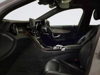 MERCEDES-BENZ C-CLASS 2.1 C250d AMG Line (Premium Plus) Estate 5dr Diesel 7G-Tronic+ E