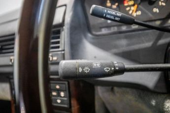 MERCEDES-BENZ SL 320 3.2L