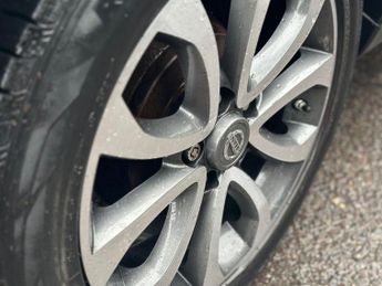 NISSAN JUKE 1.6 Tekna SUV 5dr Petrol XTRON Euro 6 (117 ps)