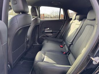 MERCEDES-BENZ EQA EQA 250 66.5kWh Sport SUV 5dr Electric Auto 