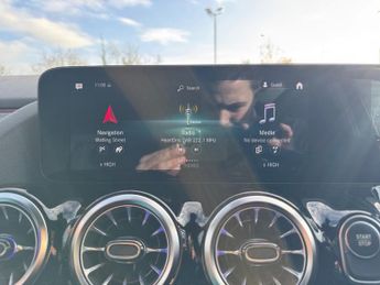 MERCEDES-BENZ EQA EQA 250 66.5kWh Sport SUV 5dr Electric Auto 