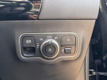 MERCEDES-BENZ EQA EQA 250 66.5kWh Sport SUV 5dr Electric Auto 