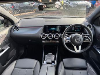 MERCEDES-BENZ EQA EQA 250 66.5kWh Sport SUV 5dr Electric Auto 