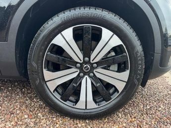 VOLVO XC40 Recharge 69kWh Core SUV 5dr Electric Auto 
