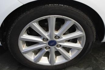 FORD FIESTA 1.0T EcoBoost Titanium Hatchback 5dr Petrol Powershift Euro 6 (1