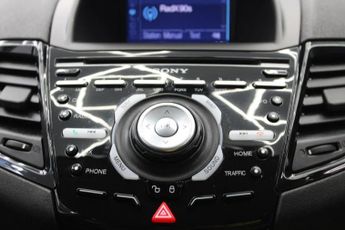 FORD FIESTA 1.0T EcoBoost Titanium Hatchback 5dr Petrol Powershift Euro 6 (1