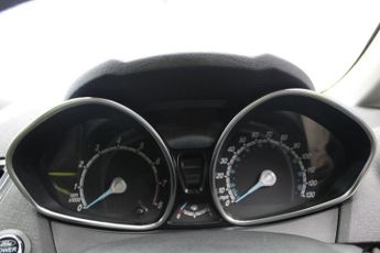 FORD FIESTA 1.0T EcoBoost Titanium Hatchback 5dr Petrol Powershift Euro 6 (1