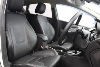 FORD FIESTA 1.0T EcoBoost Titanium Hatchback 5dr Petrol Powershift Euro 6 (1