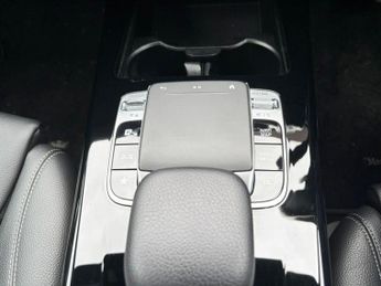 MERCEDES-BENZ A-CLASS 1.3 A200 Sport (Executive) Hatchback 5dr Petrol 7G-DCT Euro 6 (s