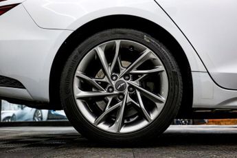 GENESIS G70 2.0T Luxury Shooting Brake 5dr Petrol Auto Euro 6 (s/s) (245 ps)