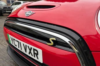MINI Electric Hatch Cooper SE 32.6kWh Level 3 Hatchback 3dr Electric Auto (184 ps) P