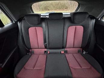 AUDI Q2 1.6 TDI 30 Sport SUV 5dr Diesel S Tronic Euro 6 (s/s) (116 ps)