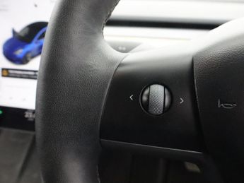 TESLA Model 3 Standard Range Plus Saloon 4dr Electric Auto RWD (241 bhp)