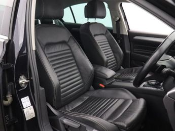VOLKSWAGEN PASSAT 1.5 TSI EVO SEL Saloon 4dr Petrol DSG Euro 6 (s/s) (150 ps)