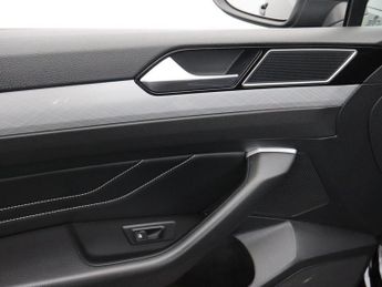 VOLKSWAGEN PASSAT 1.5 TSI EVO SEL Saloon 4dr Petrol DSG Euro 6 (s/s) (150 ps)