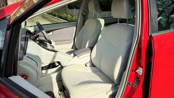 TOYOTA PRIUS 1.8 VVT-h T Spirit CVT Euro 5 (s/s) 5dr