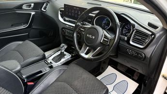 KIA XCEED 1.6 GDi 8.9kWh 3 DCT Euro 6 (s/s) 5dr