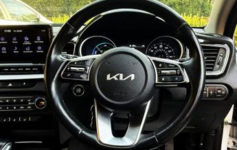 KIA XCEED 1.6 GDi 8.9kWh 3 DCT Euro 6 (s/s) 5dr