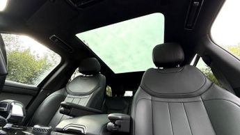 LAND ROVER RANGE ROVER SPORT 3.0 D300 MHEV Dynamic SE Auto 4WD Euro 6 (s/s) 5dr