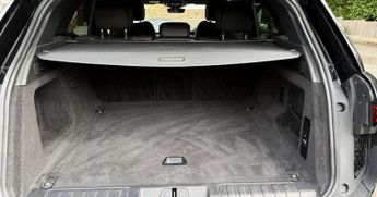 LAND ROVER RANGE ROVER SPORT 3.0 D300 MHEV Dynamic SE Auto 4WD Euro 6 (s/s) 5dr