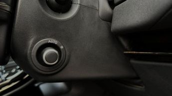 LAND ROVER RANGE ROVER SPORT 3.0 D300 MHEV Dynamic SE Auto 4WD Euro 6 (s/s) 5dr