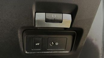 LAND ROVER RANGE ROVER EVOQUE 2.0 D180 SE Auto 4WD Euro 6 (s/s) 5dr