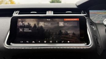 LAND ROVER RANGE ROVER VELAR 2.0 D240 R-Dynamic SE Auto 4WD Euro 6 (s/s) 5dr