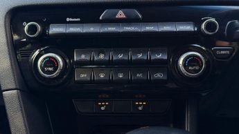 KIA SPORTAGE 1.6 T-GDi GT-Line DCT AWD Euro 6 (s/s) 5dr