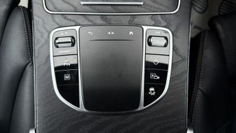 MERCEDES-BENZ GLC 2.0 GLC300de 13.5kWh AMG Line (Premium) Coupe G-Tronic+ 4MATIC E