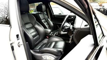 PORSCHE MACAN 3.0T V6 S PDK 4WD Euro 6 (s/s) 5dr