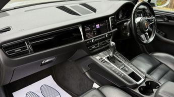 PORSCHE MACAN 3.0T V6 S PDK 4WD Euro 6 (s/s) 5dr